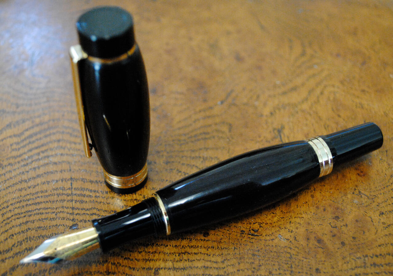 Ebony Fountain Pen Ebony Fountain Pen